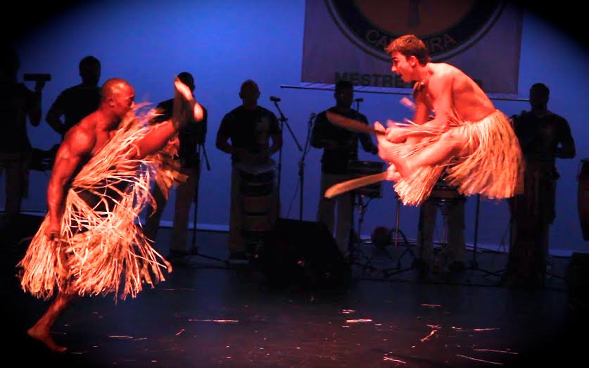 Maculele Axé Capoeira Chicago