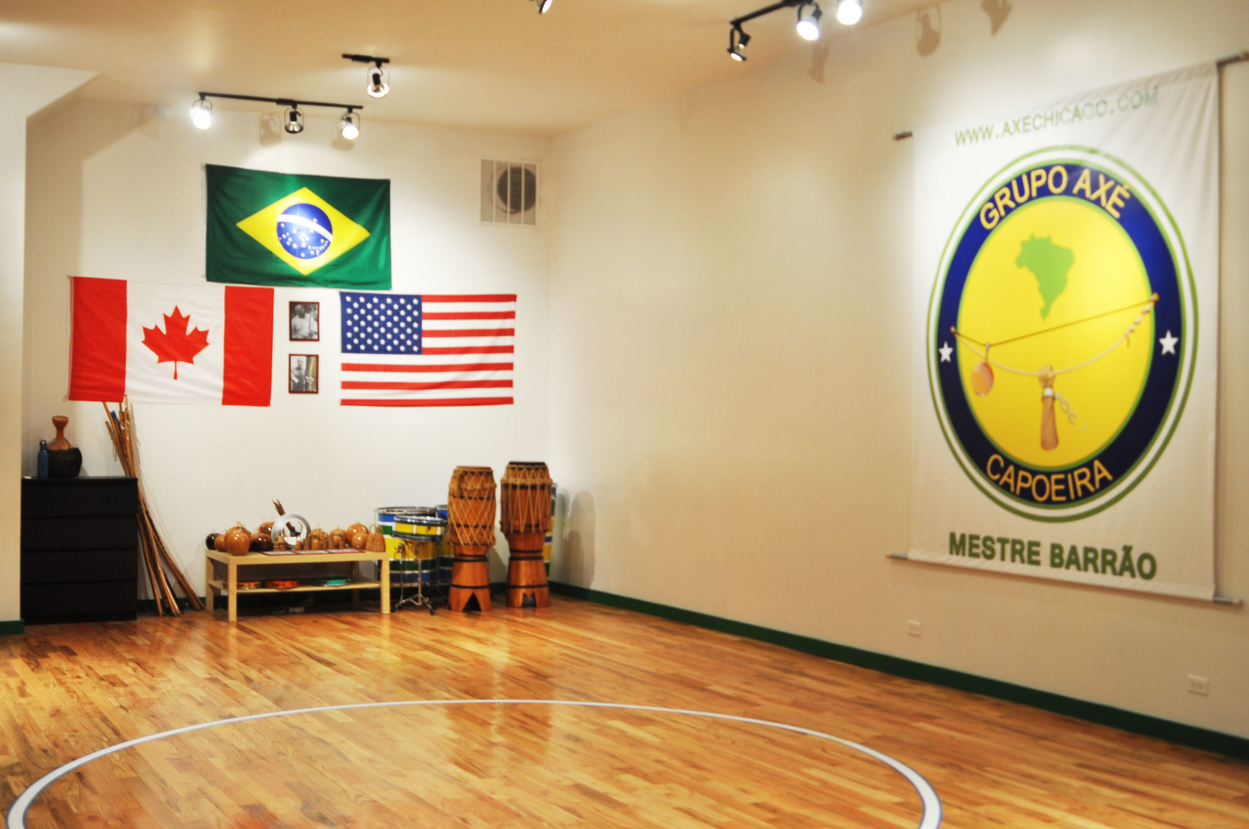 Community capoeira class at Axé Capoeira Chicago